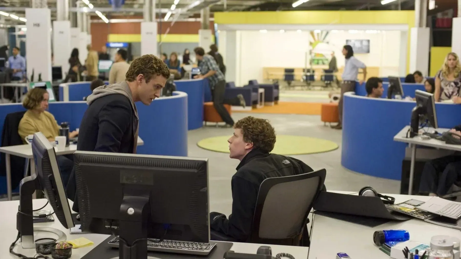 Image de l'article The Social Network 2, la suite confirmée du film culte sur Facebook