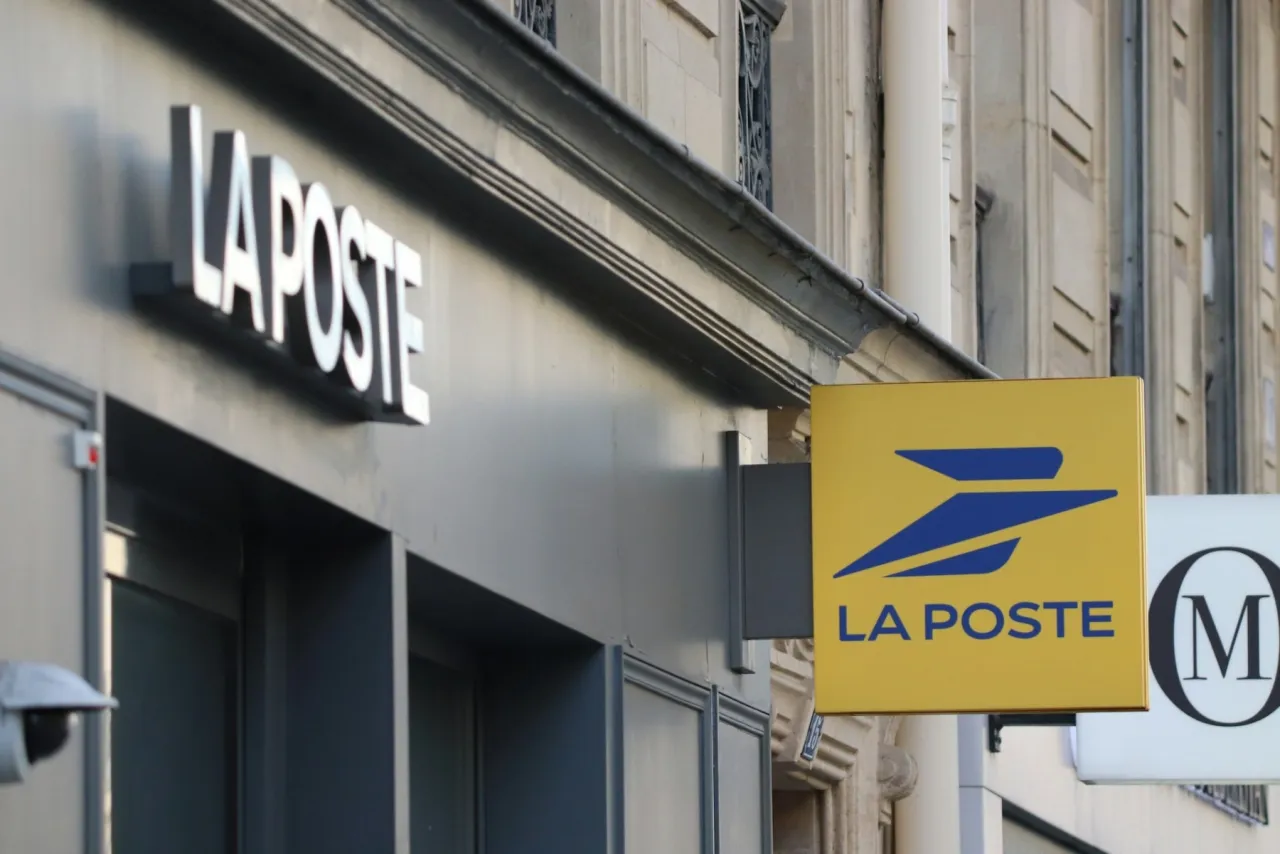 Image de l'article La Poste en panne : une cyberattaque massive paralyse les services en plein rush de Noël
