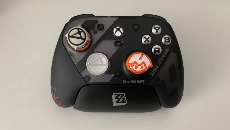 Image du test écrit Test GameSir G7 Pro Zenless Zone Zero : une manette aussi stylée que performante