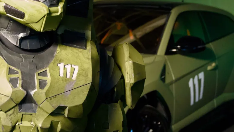 Image de l'articleHalo Campaign Evolved dévoile une Lamborghini Master Chief et une réplique collector à gagner