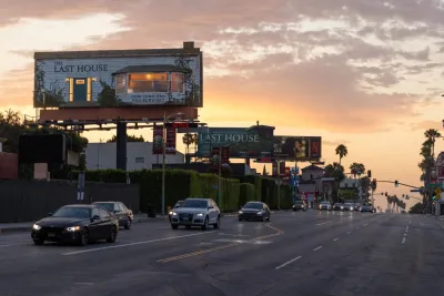 Image de l'article The Last House s’invite à Los Angeles avec une publicité Netflix avec de vrai humains dedans