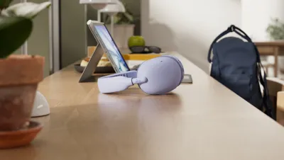 Image de l'article Logitech Zone Vibe Pro : un casque sans fil pensé pour travailler et se divertir toute la journée