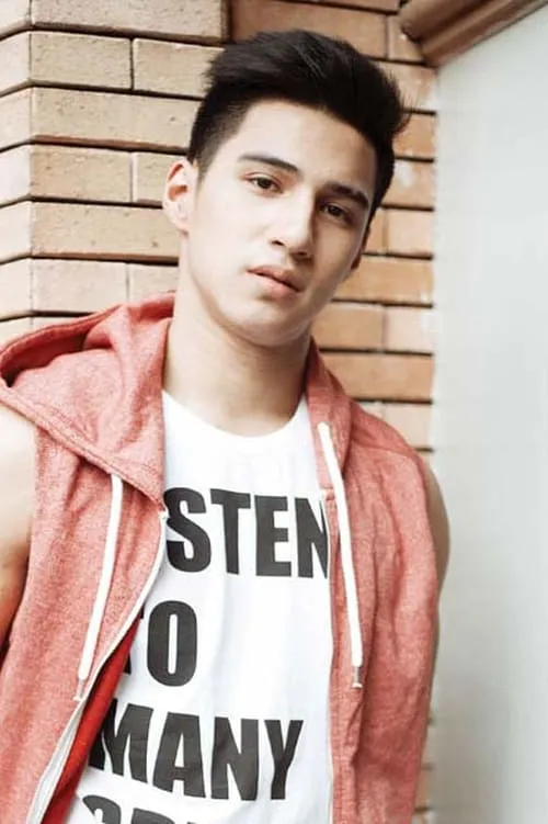 Image de l'acteur Albie Casiño