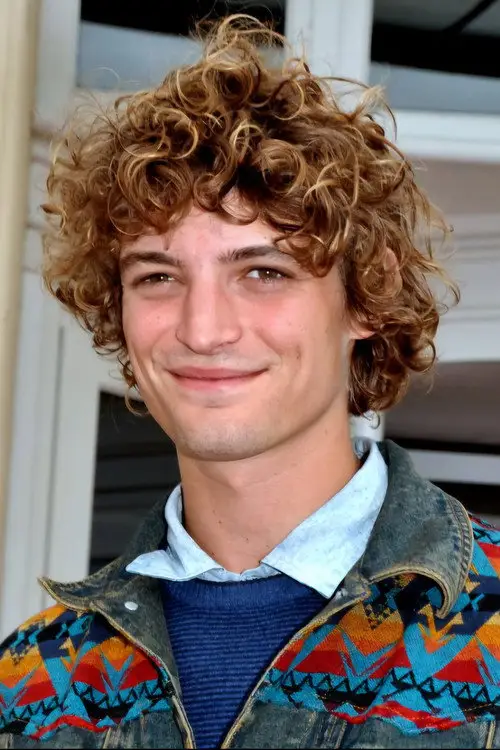 Image de l'acteur Niels Schneider La Bataille De Gaulle : L'âge de fer