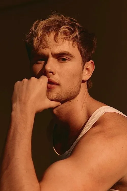 Image de l'acteur Garrett Wareing