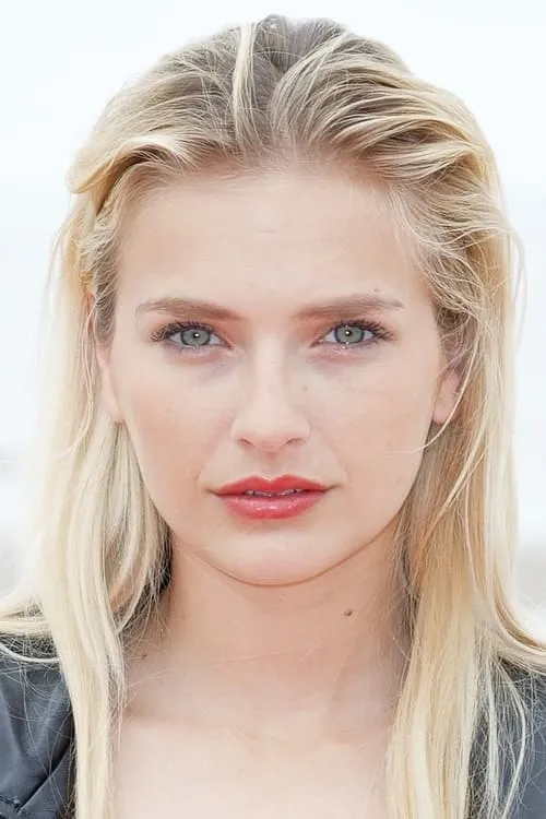 Image de l'acteur Camille Razat