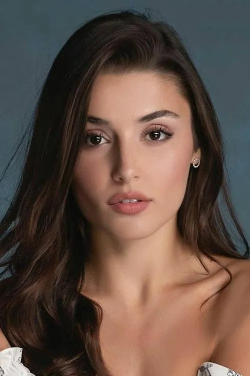 Image de l'acteur Hande Erçel