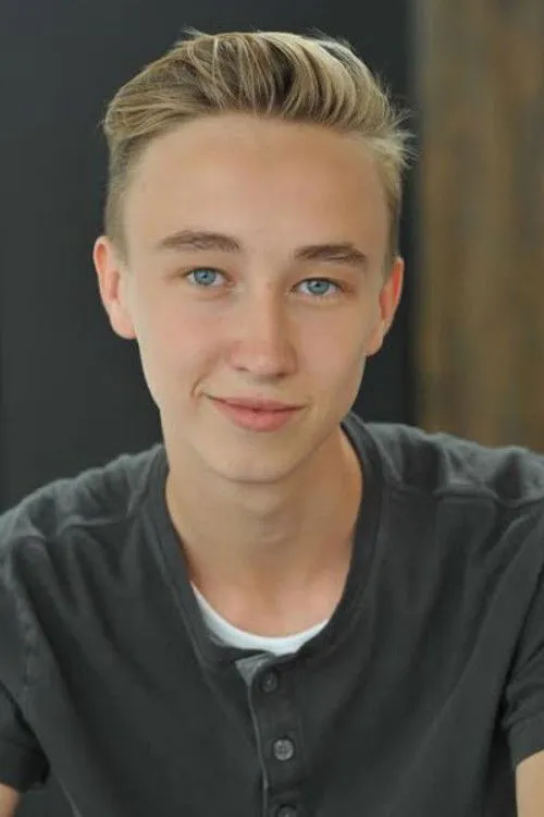 Image de l'acteur Ruairi MacDonald