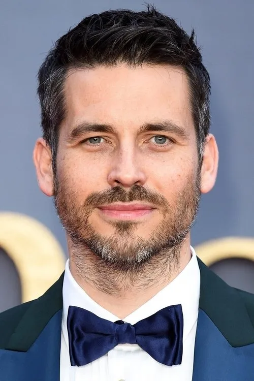 Image de l'acteur Robert James-Collier