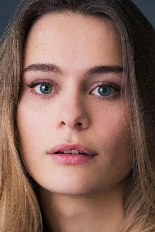 Image de l'acteur Louisa Binder À Contre-Sens 2 : Londres