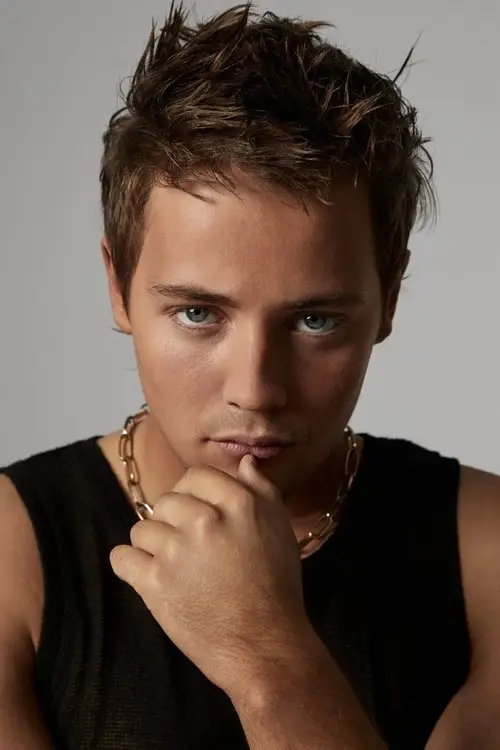 Image de l'acteur Lee Tiger Halley Seven Snipers