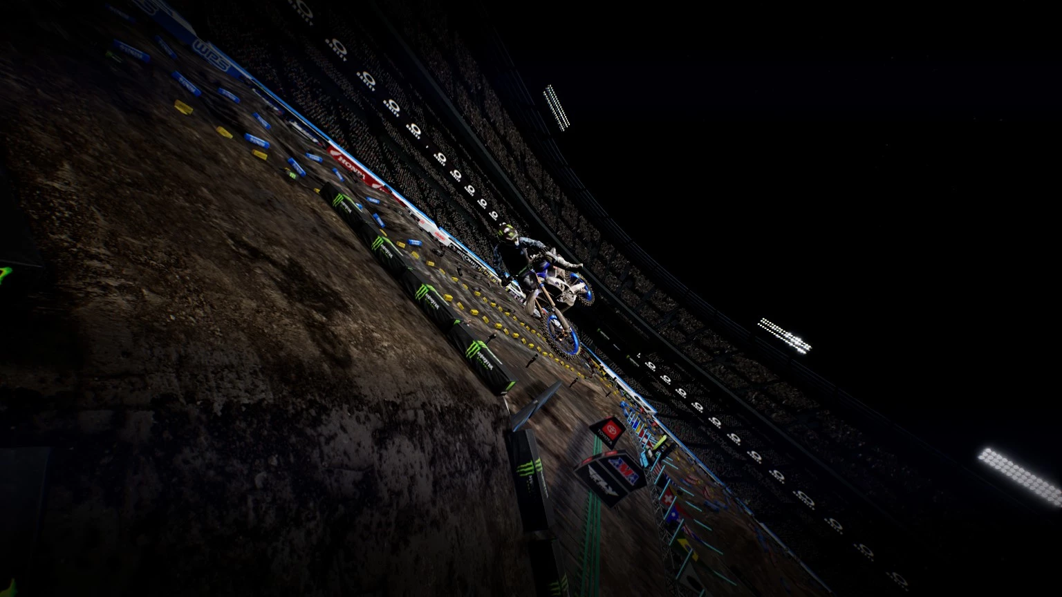 Le test de Monster Energy Supercross 4, faites chauffer vos moteurs !