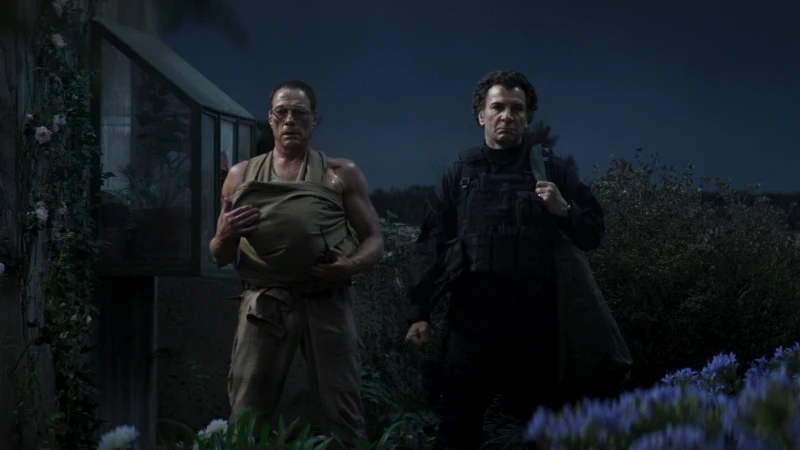 Image de l'article Le Jardinier : le duo explosif Michaël Youn et Jean-Claude Van Damme dans un film Amazon Prime Video