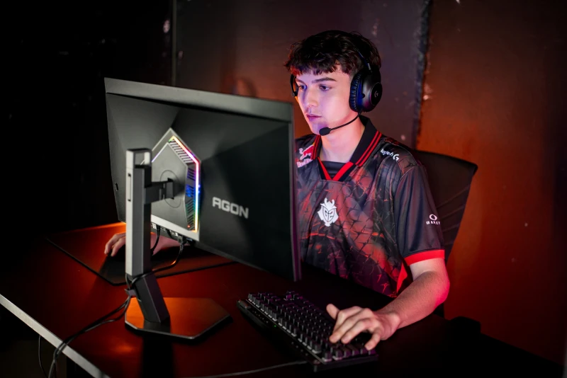 Image Le nouveau moniteur AGON AG276QKD2 : performance extrême et affichage haut de gamme à portée de main