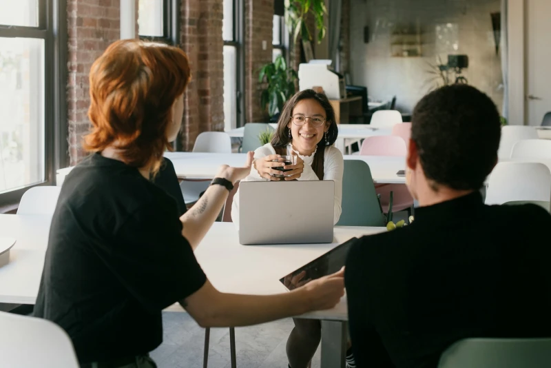 Image Pourquoi chaque espace digital a besoin d’une plateforme de coaching intelligente ?