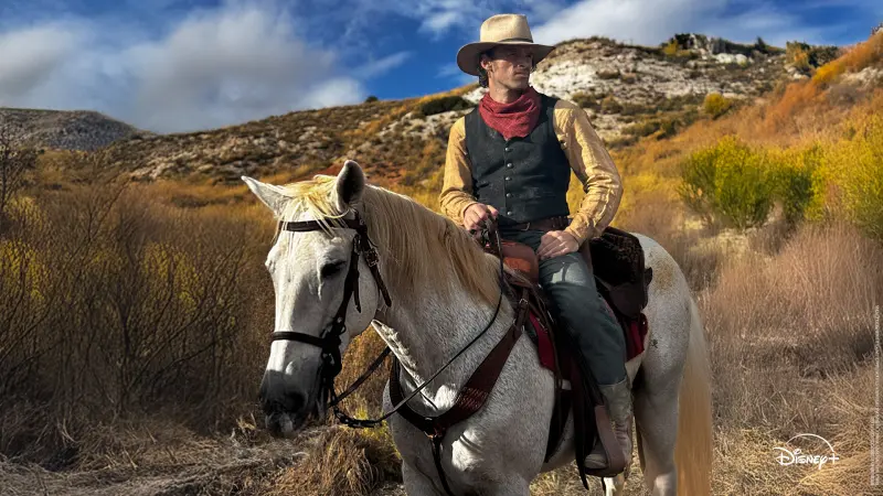 Image de l'article Lucky Luke : Alban Lenoir incarne le cowboy solitaire découvrez les premières images et la bande annonce