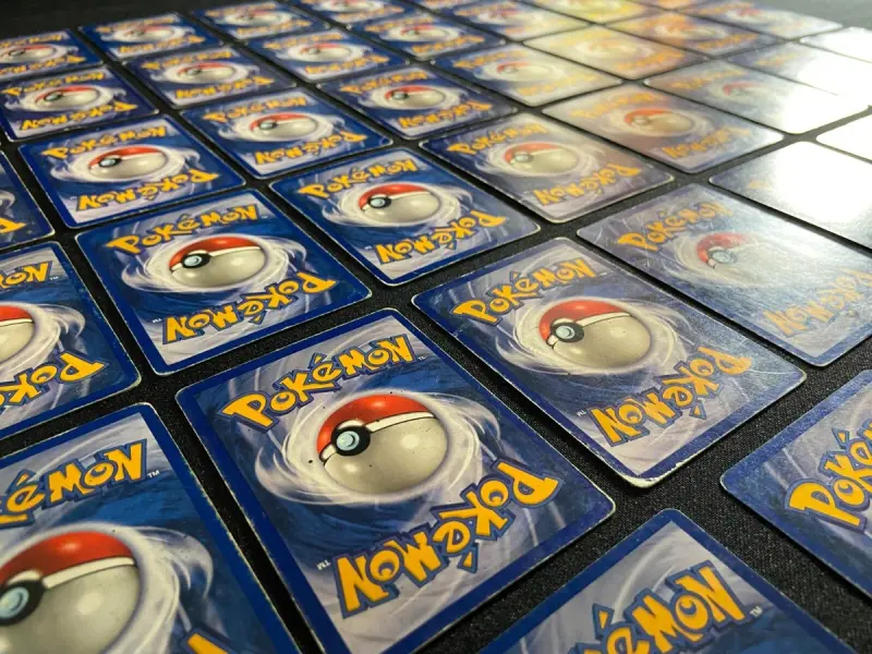 Image de l'article PSA suspend la certification Pokémon à bas prix : les collectionneurs sous pression