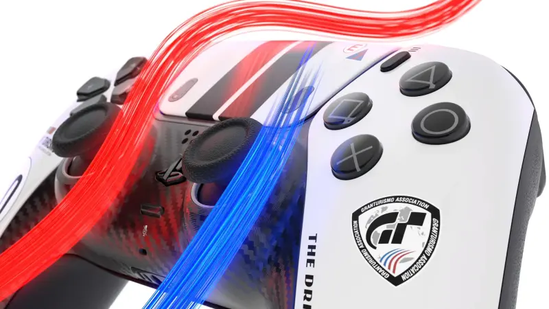 Image de l'article PlayStation présente une DualSense édition limitée Gran Turismo à la finition effet carbone pour les 30 ans de la série