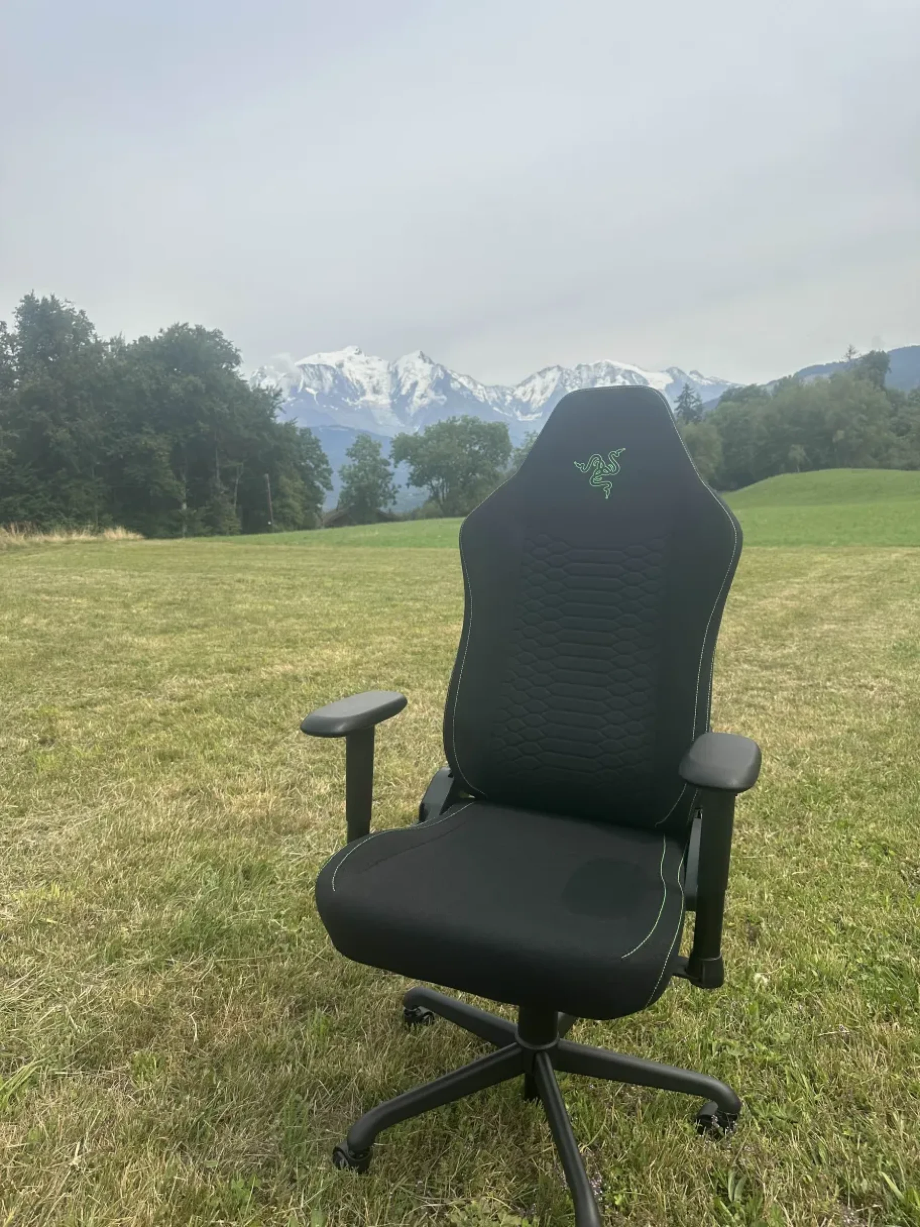 Razer Iskur V2 X Razer Iskur V2 X