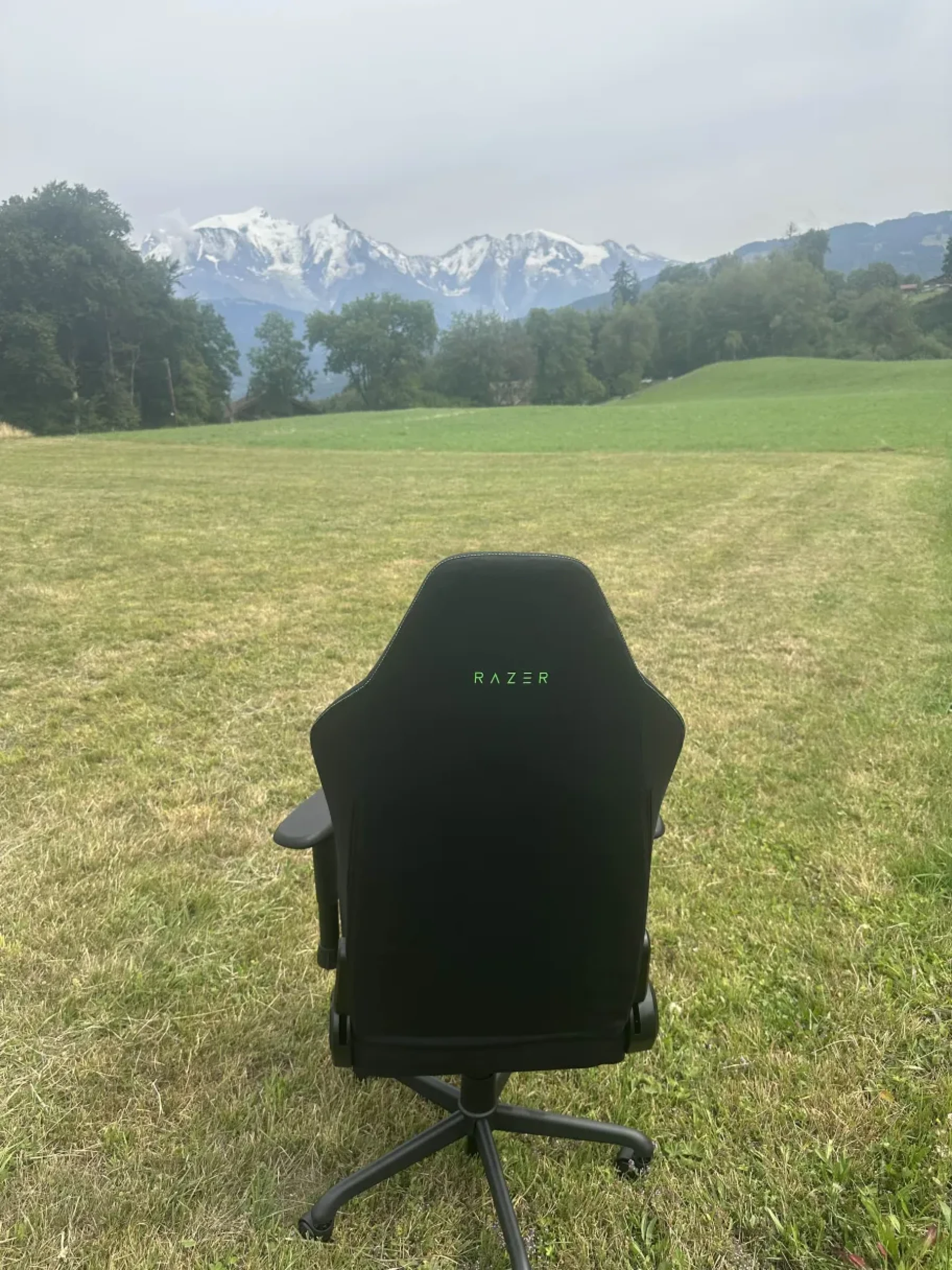 Razer Iskur V2 X Razer Iskur V2 X