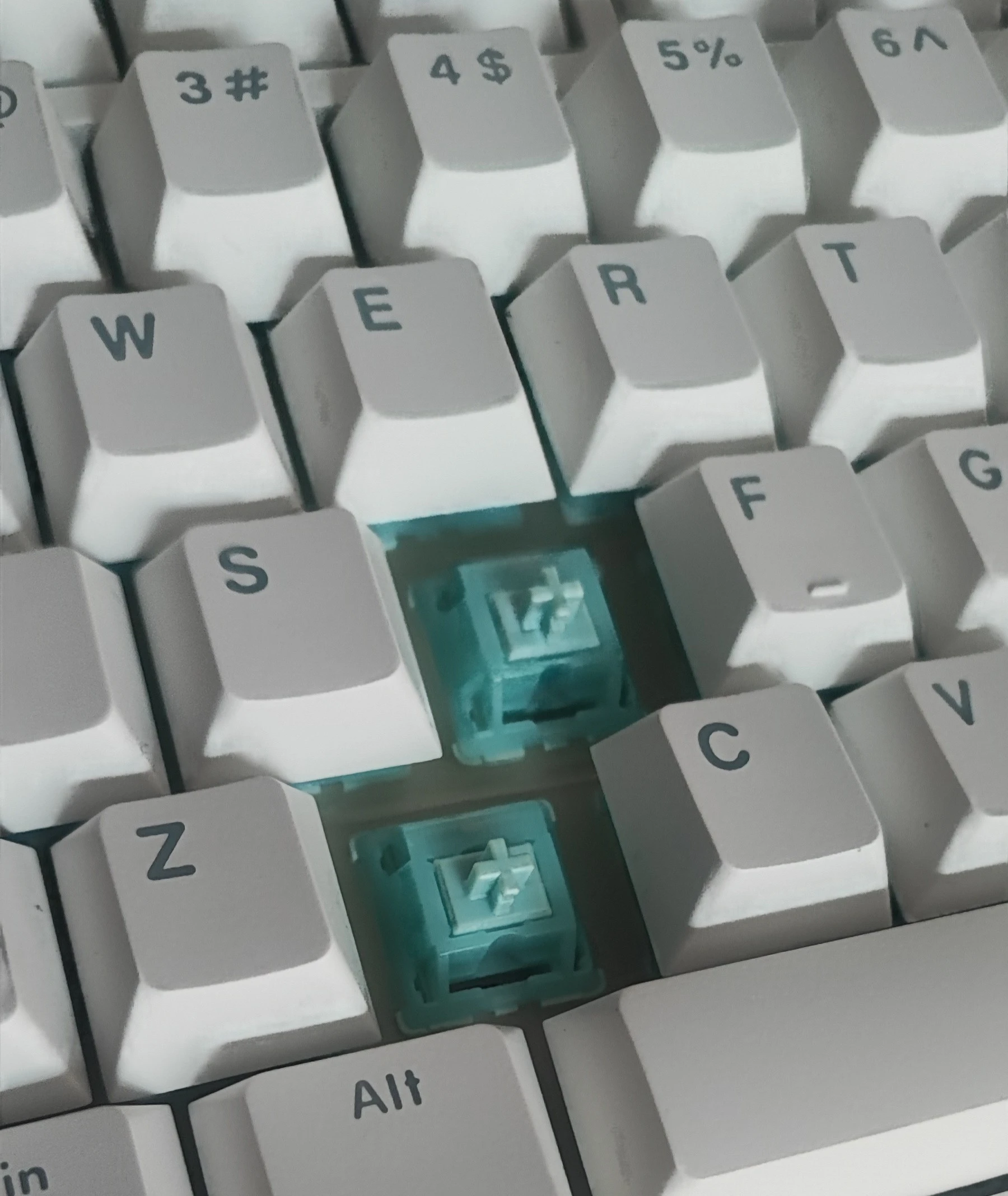 Image du clavier Epomaker G84 Image du clavier Epomaker G84