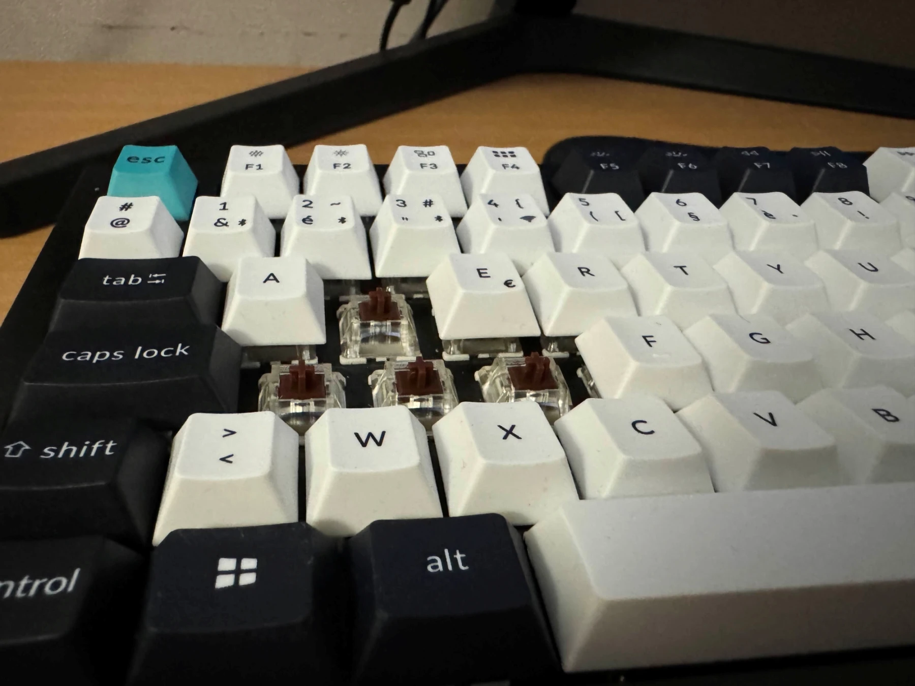 interrupteurs du Keychron Q6 Max Photo des interrupteurs du Keychron Q6 Max