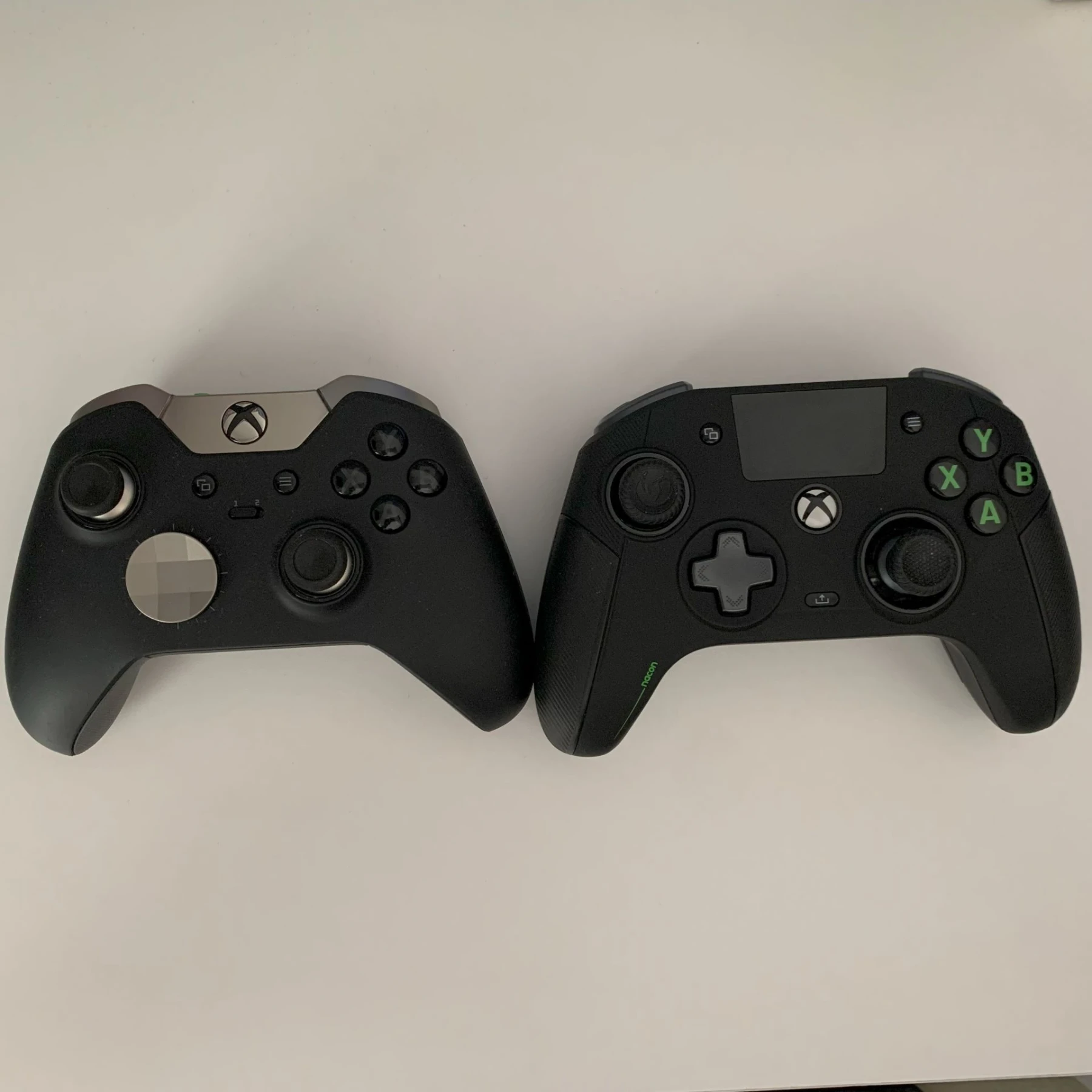 Nacon Revolution X Unlimited image de la manette Nacon Revolution X Unlimited