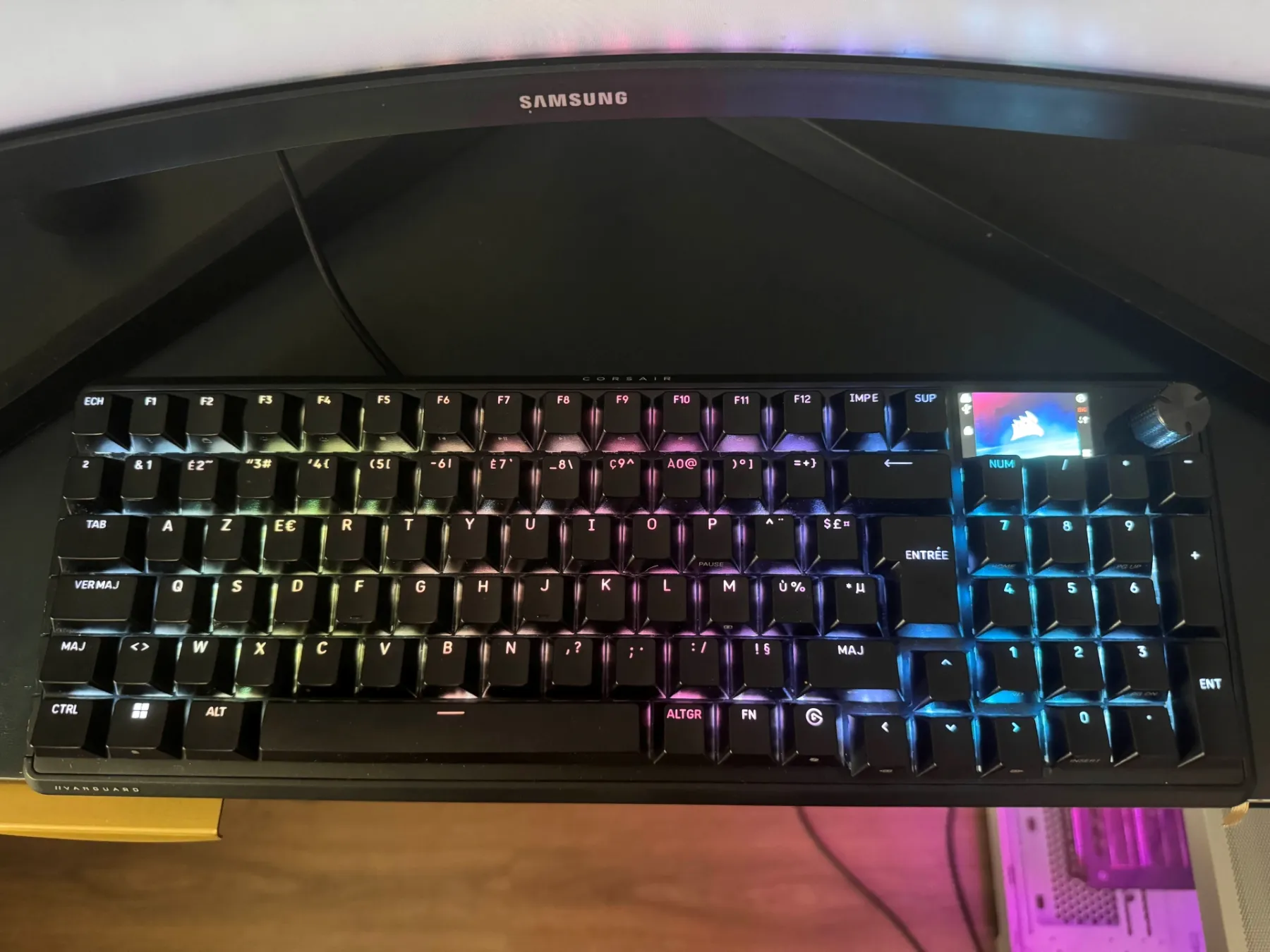 Corsair Vanguard Pro 96 Corsair Vanguard Pro 96