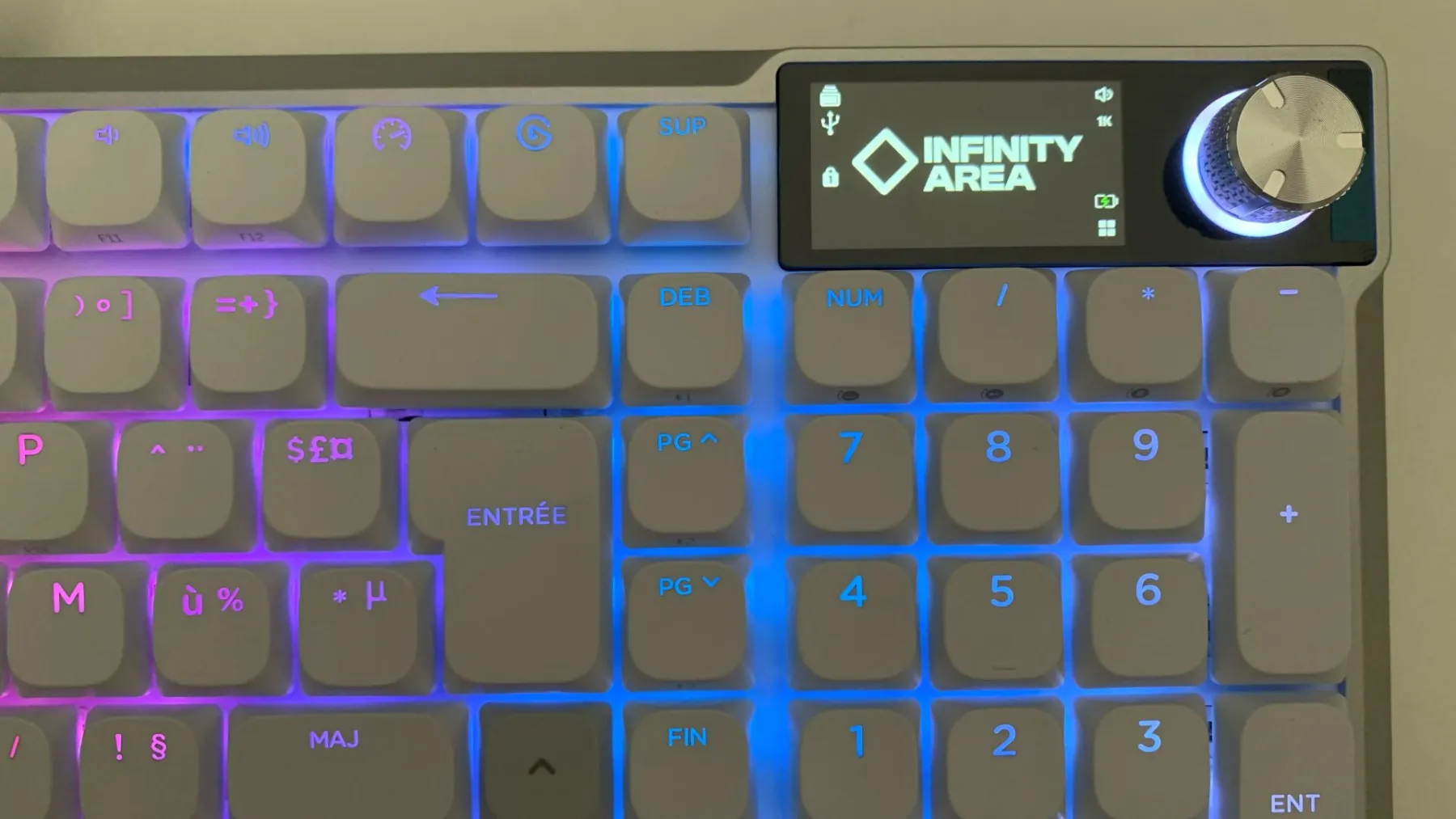 image du clavier Corsair Vanguard Air 99 Wireless 