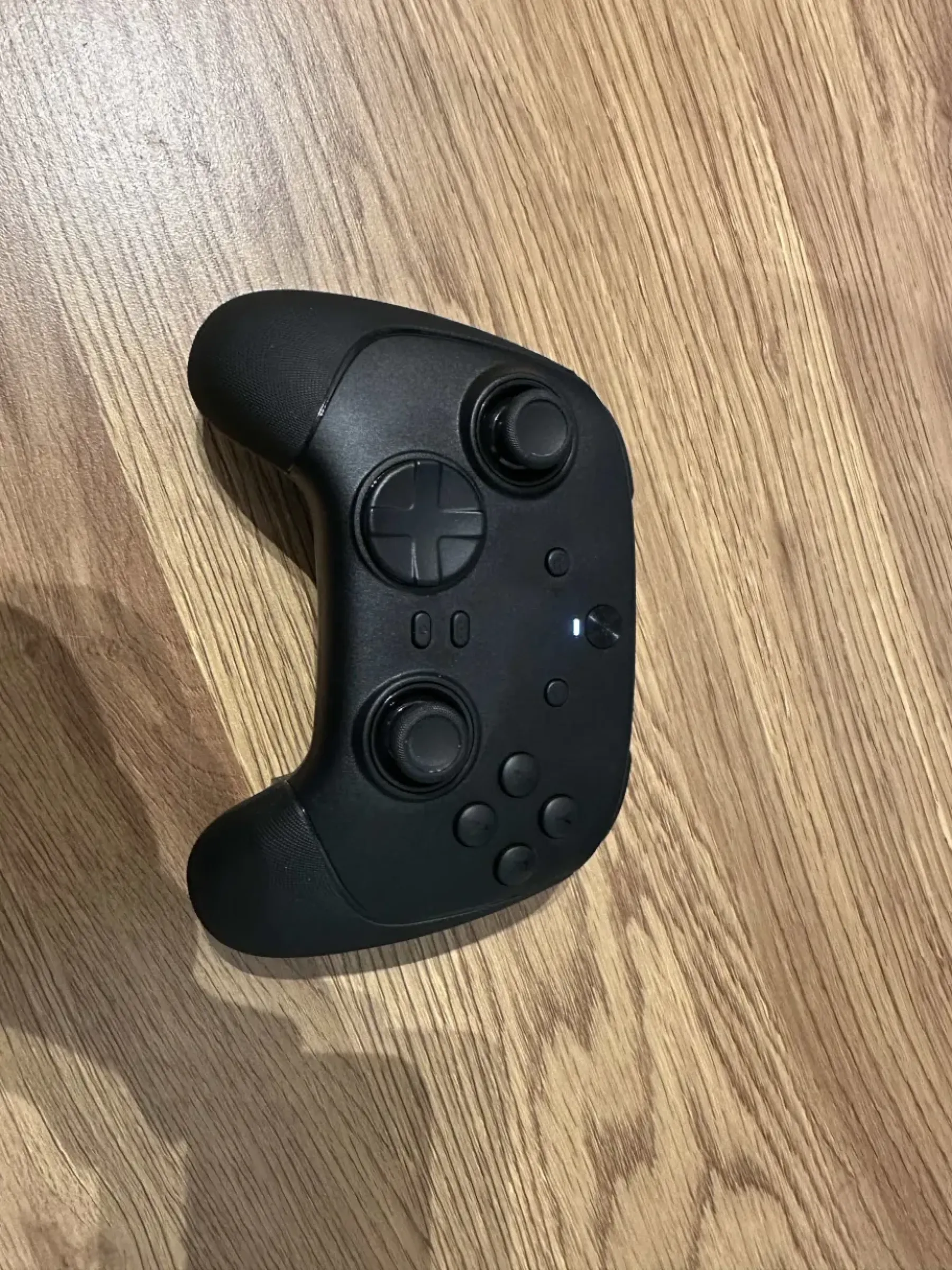 Image de Razer Wolverine V3 Pro 8K