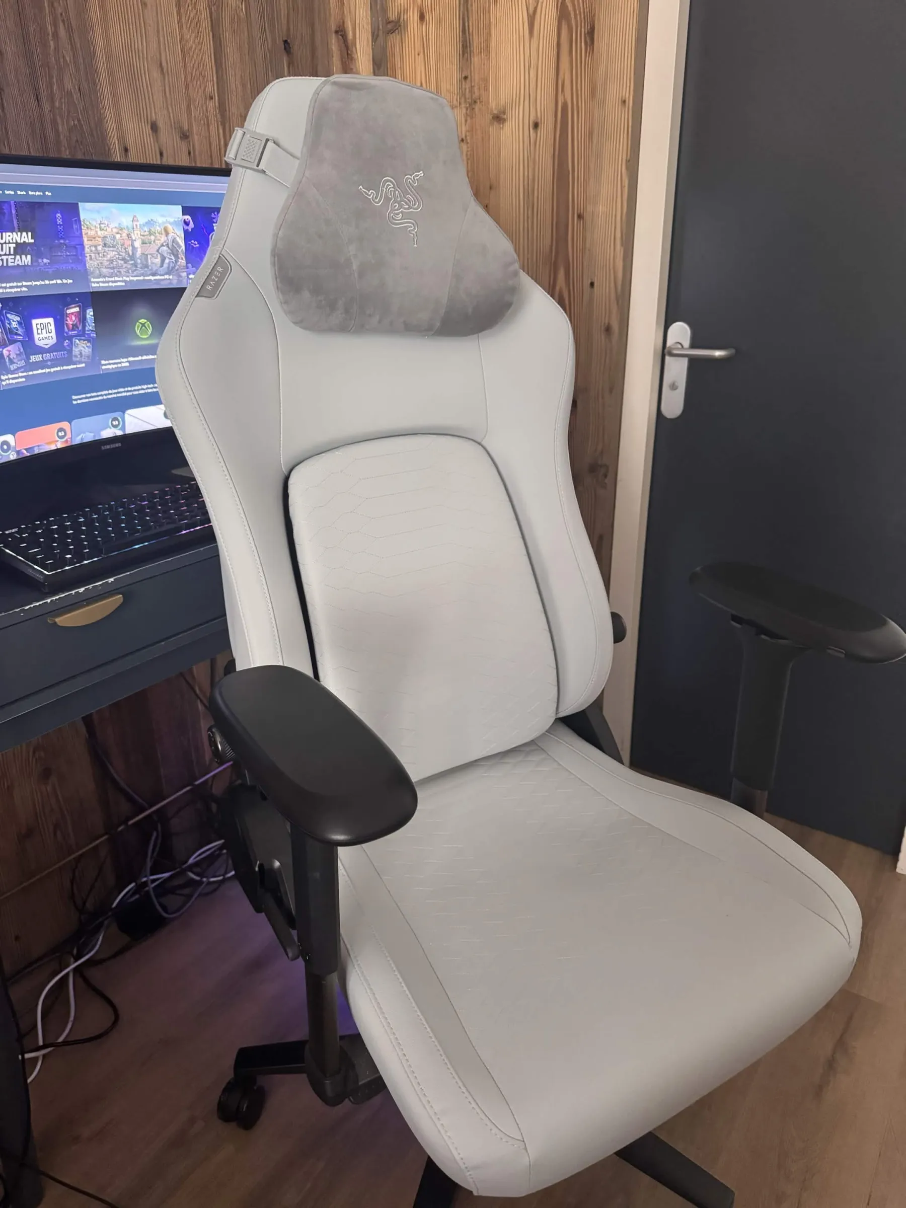 Razer Iskur V2 New Gen