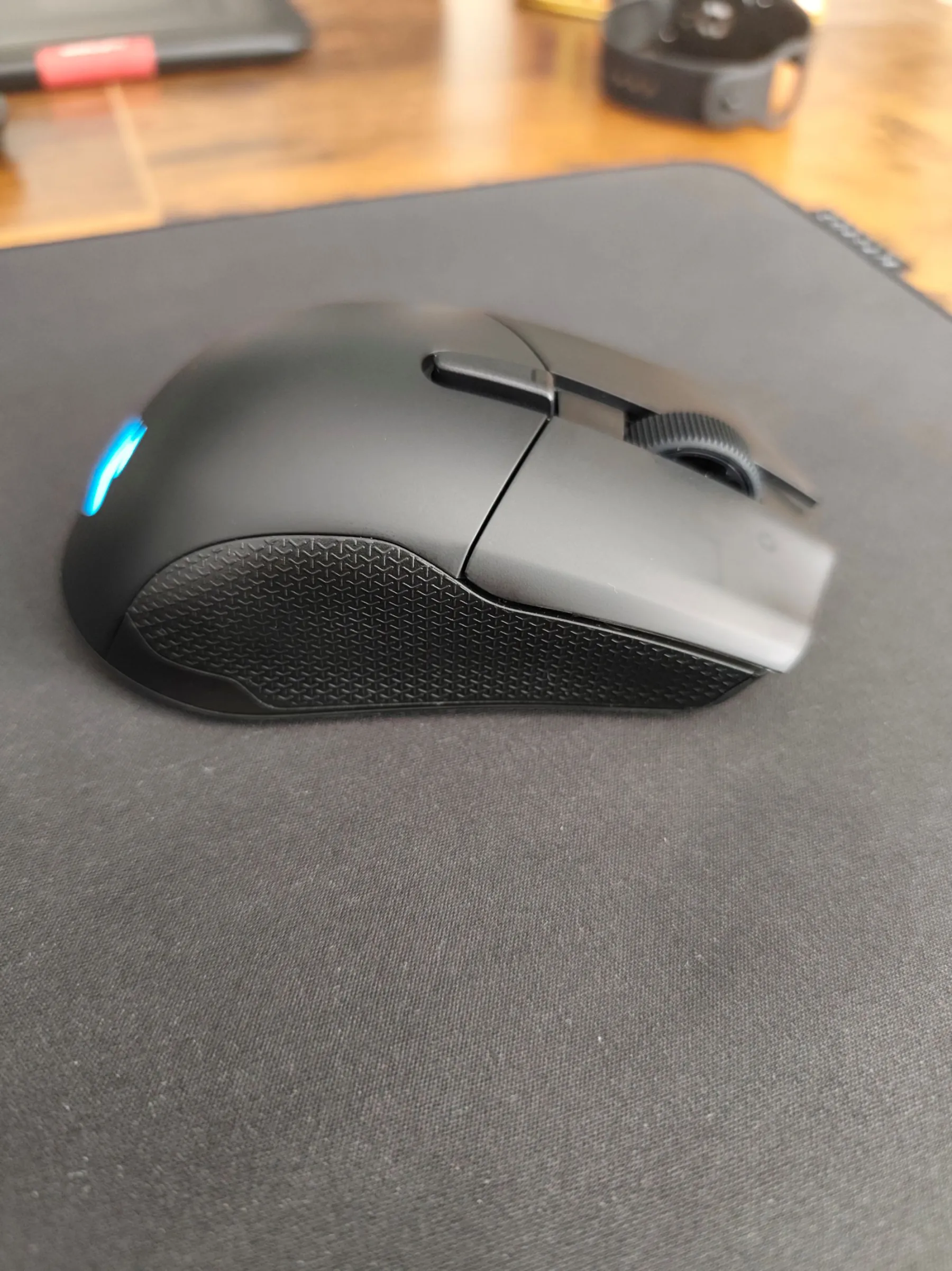 Image de la souris Corsair Harpoon V2 Wireless Image de la souris Corsair Harpoon V2 Wireless