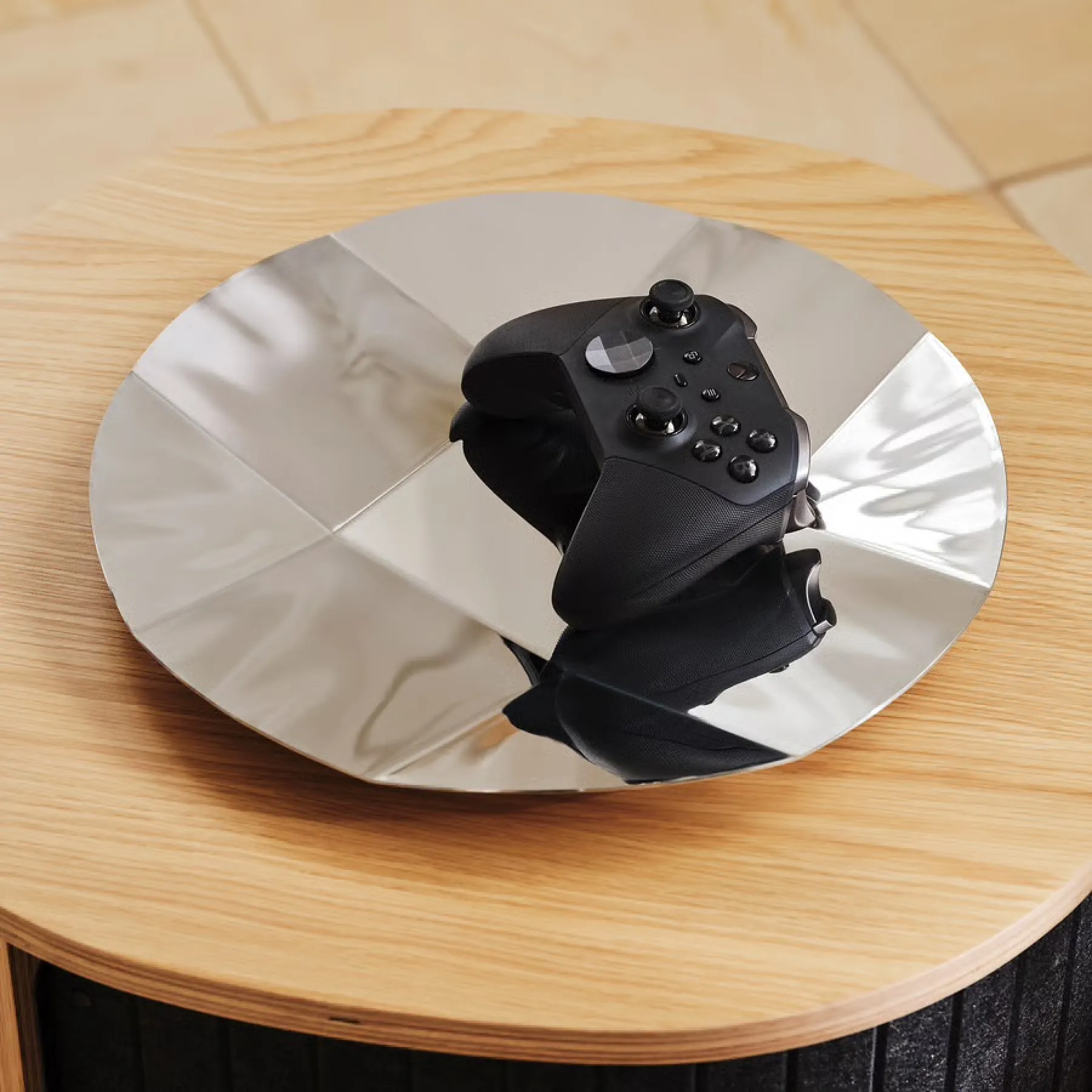 IKEA x XBOX - Plateau forme croix directionnelle IKEA x XBOX - Plateau forme croix directionnelle