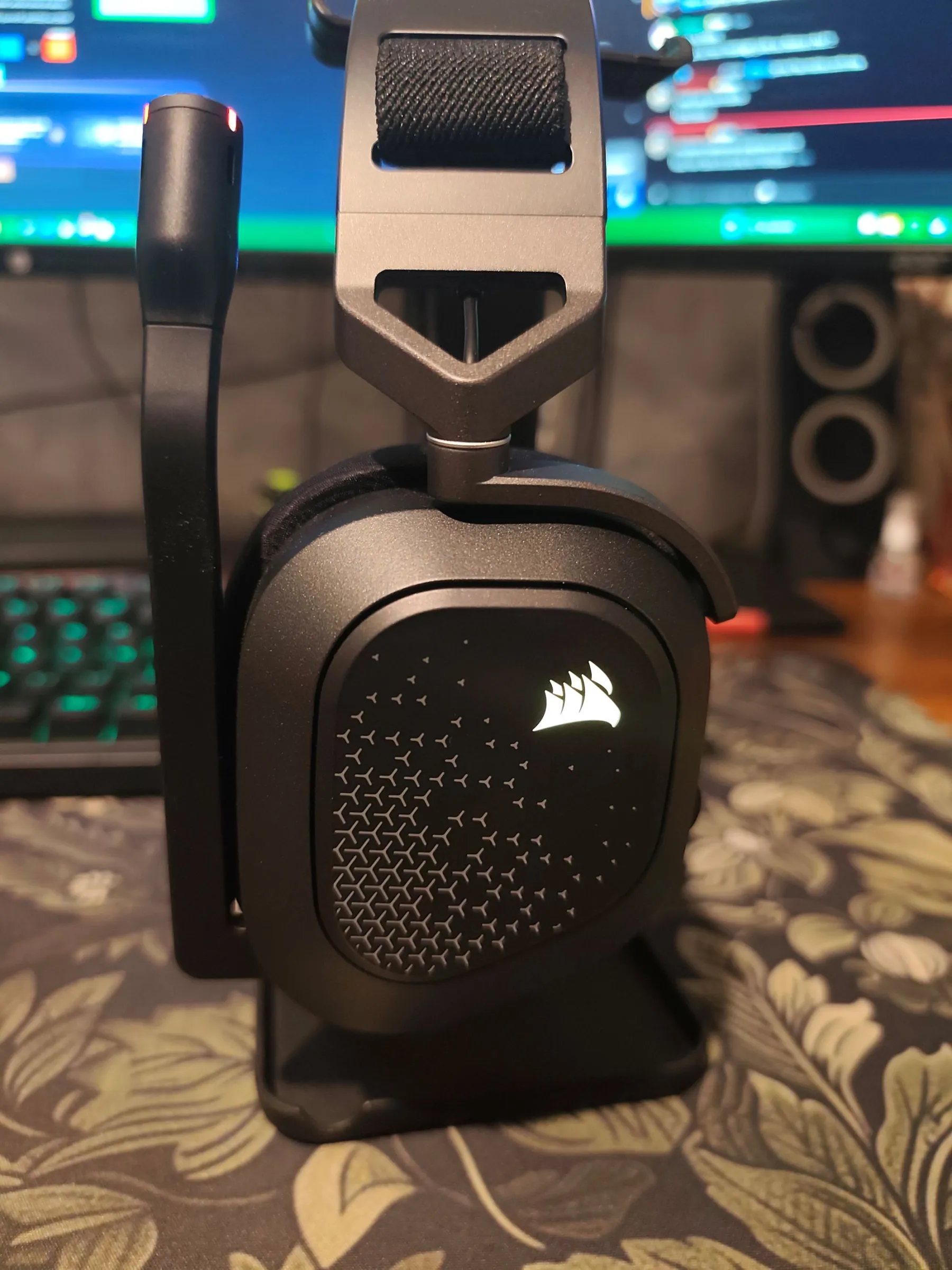 Test Corsair HS80 v2 MAX Wireless Test Corsair HS80 v2 MAX Wireless